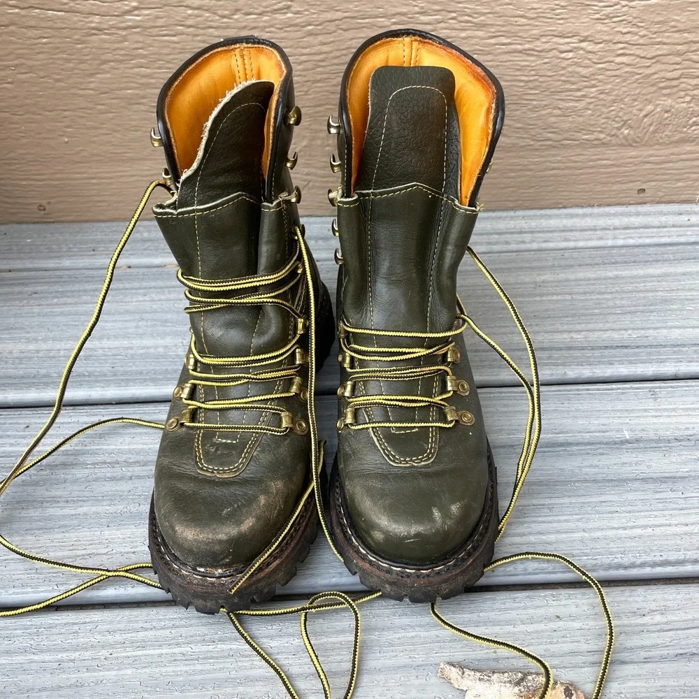 Herman Survivor Vintage 60s Boots Size 5 M/W Green Leather Logger  Vibram Soles